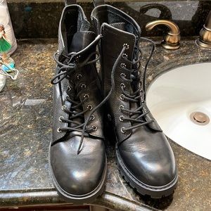 Black 7.5 combat boots